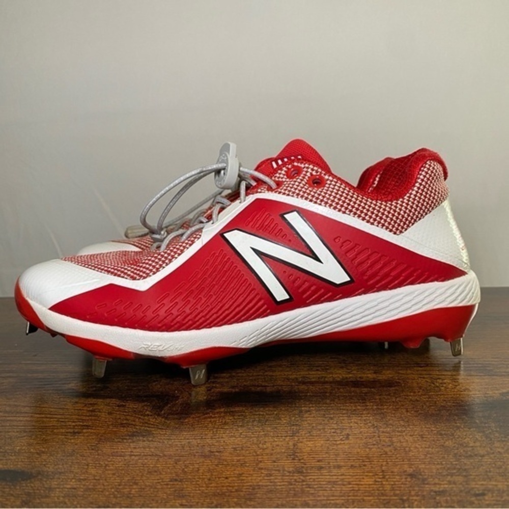 New Balance Men’s Baseball Cleats Size 7 Low Top Red White Athletic Shoes